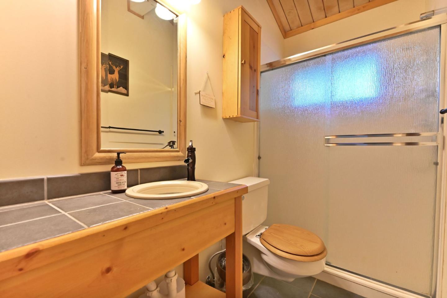 Detail Gallery Image 8 of 62 For 2320 Mustang Rd, Arnold,  CA 95223 - 3 Beds | 2 Baths