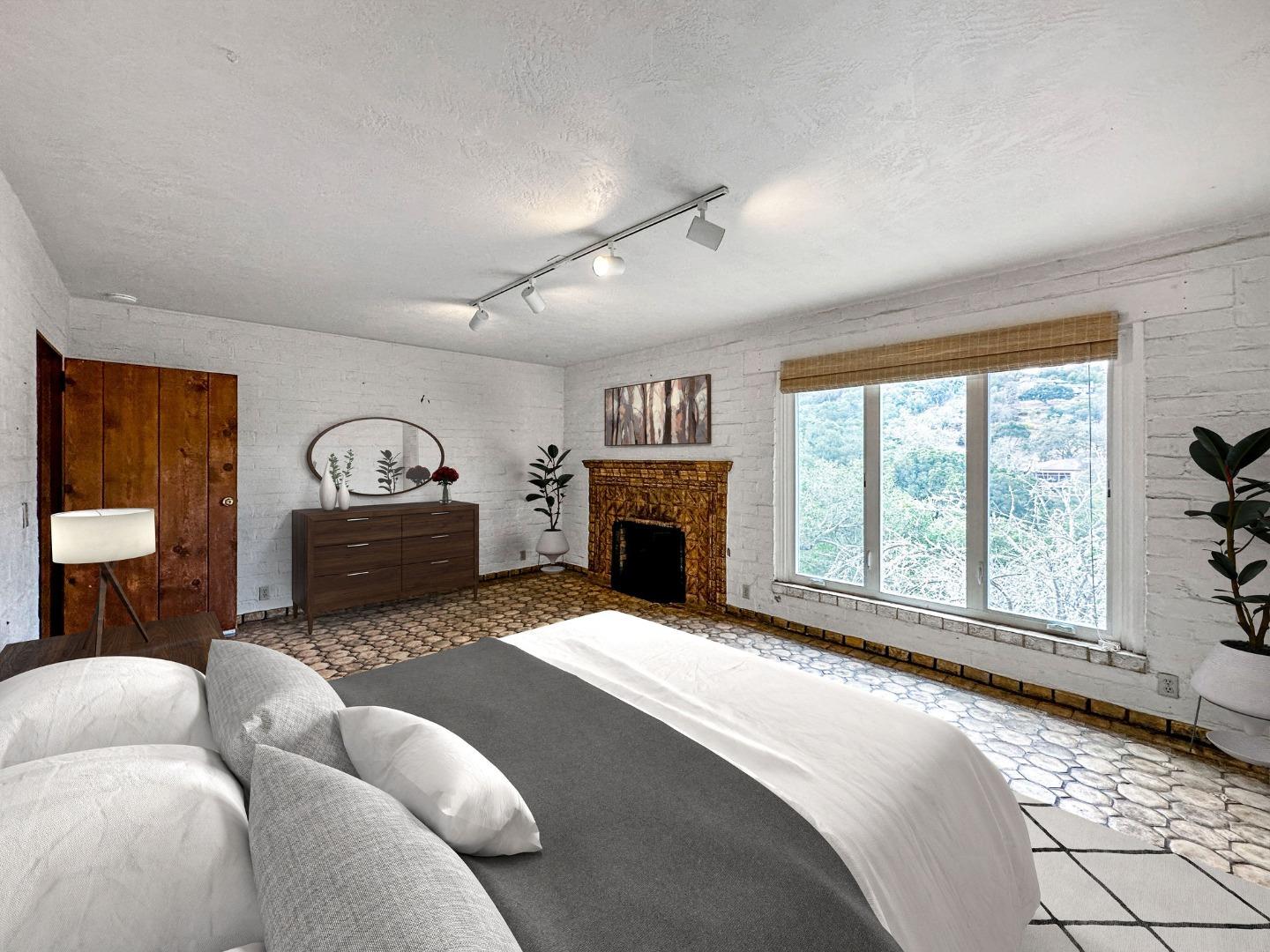Detail Gallery Image 2 of 9 For 19532 Natoma Oaks Ln, Los Altos,  CA 94022 - 3 Beds | 3/1 Baths
