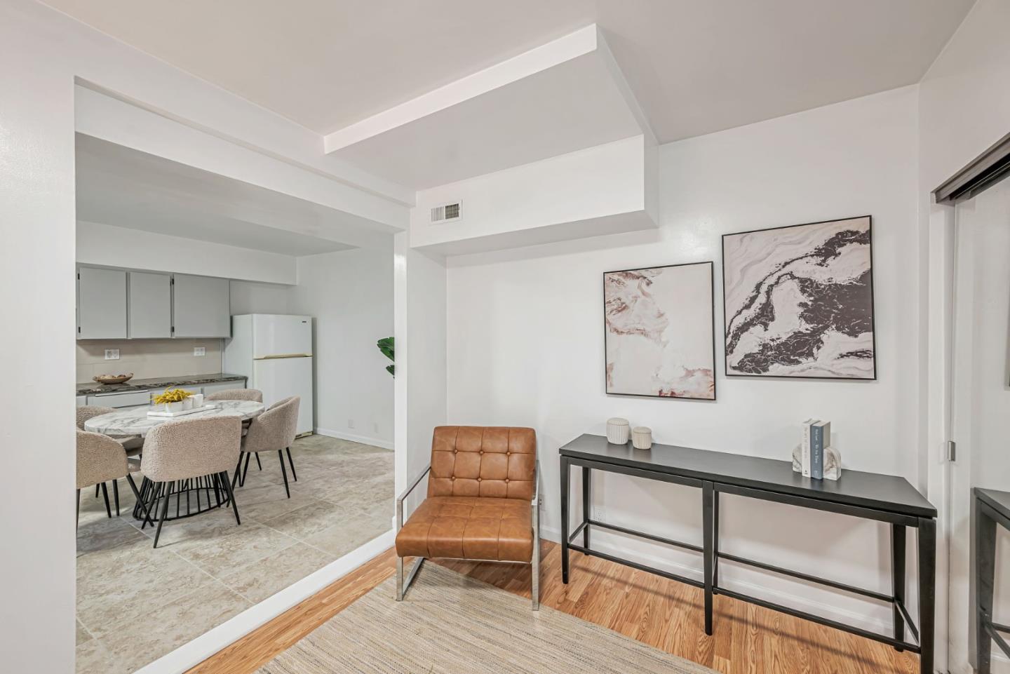 Detail Gallery Image 10 of 54 For 163 Lee Ave, San Francisco,  CA 94112 - 5 Beds | 3 Baths