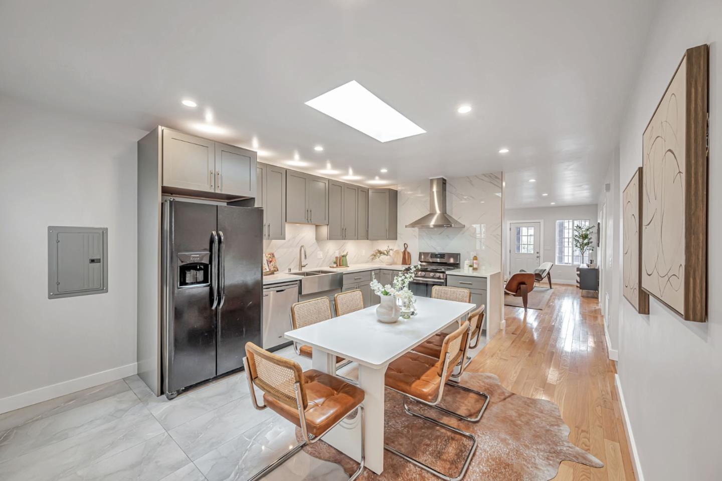 Detail Gallery Image 13 of 54 For 163 Lee Ave, San Francisco,  CA 94112 - 5 Beds | 3 Baths