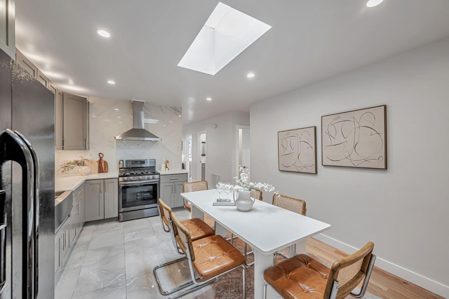 Detail Gallery Image 14 of 54 For 163 Lee Ave, San Francisco,  CA 94112 - 5 Beds | 3 Baths