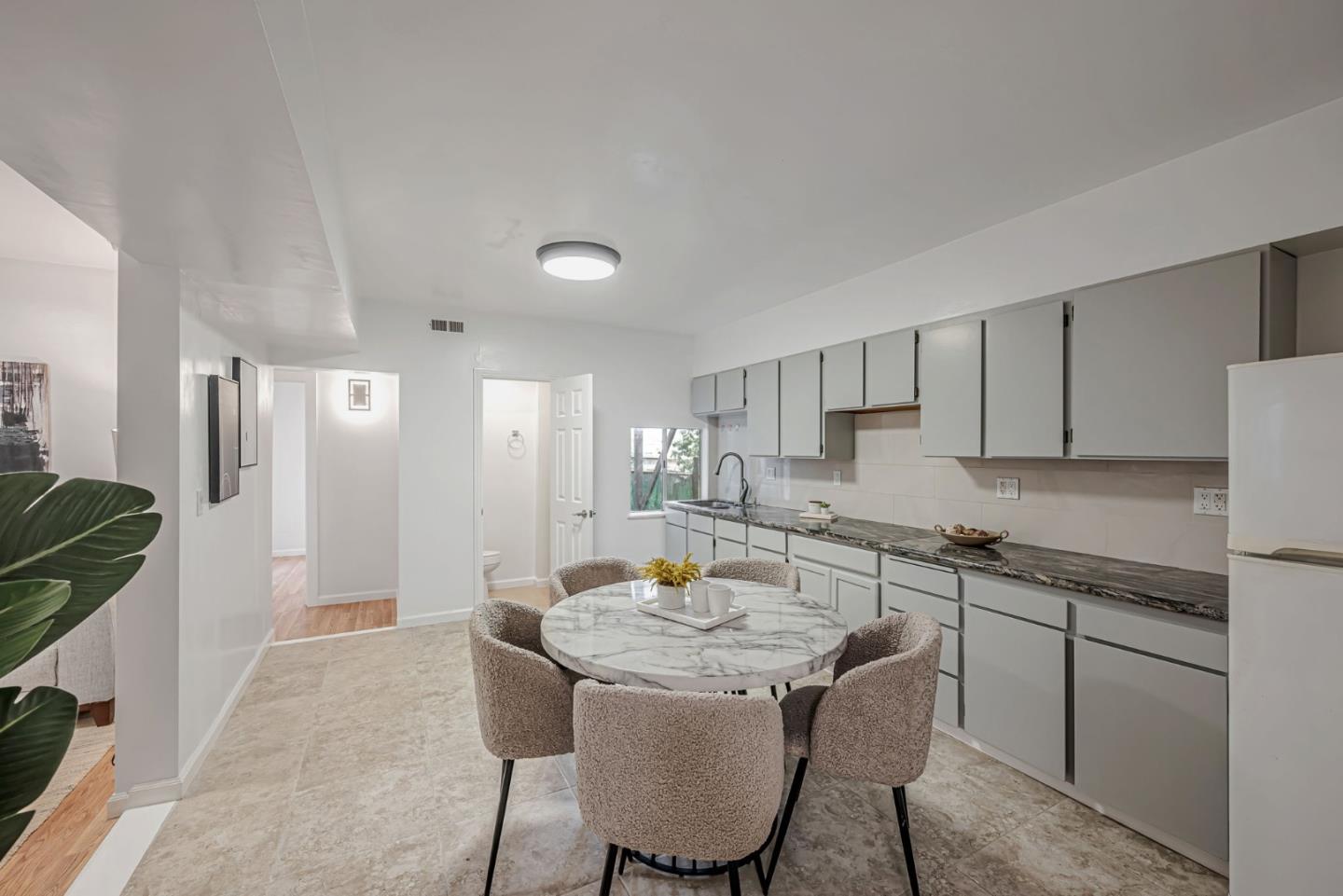 Detail Gallery Image 16 of 54 For 163 Lee Ave, San Francisco,  CA 94112 - 5 Beds | 3 Baths