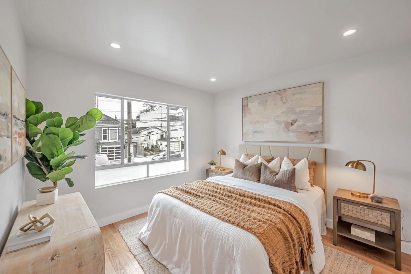Detail Gallery Image 18 of 54 For 163 Lee Ave, San Francisco,  CA 94112 - 5 Beds | 3 Baths