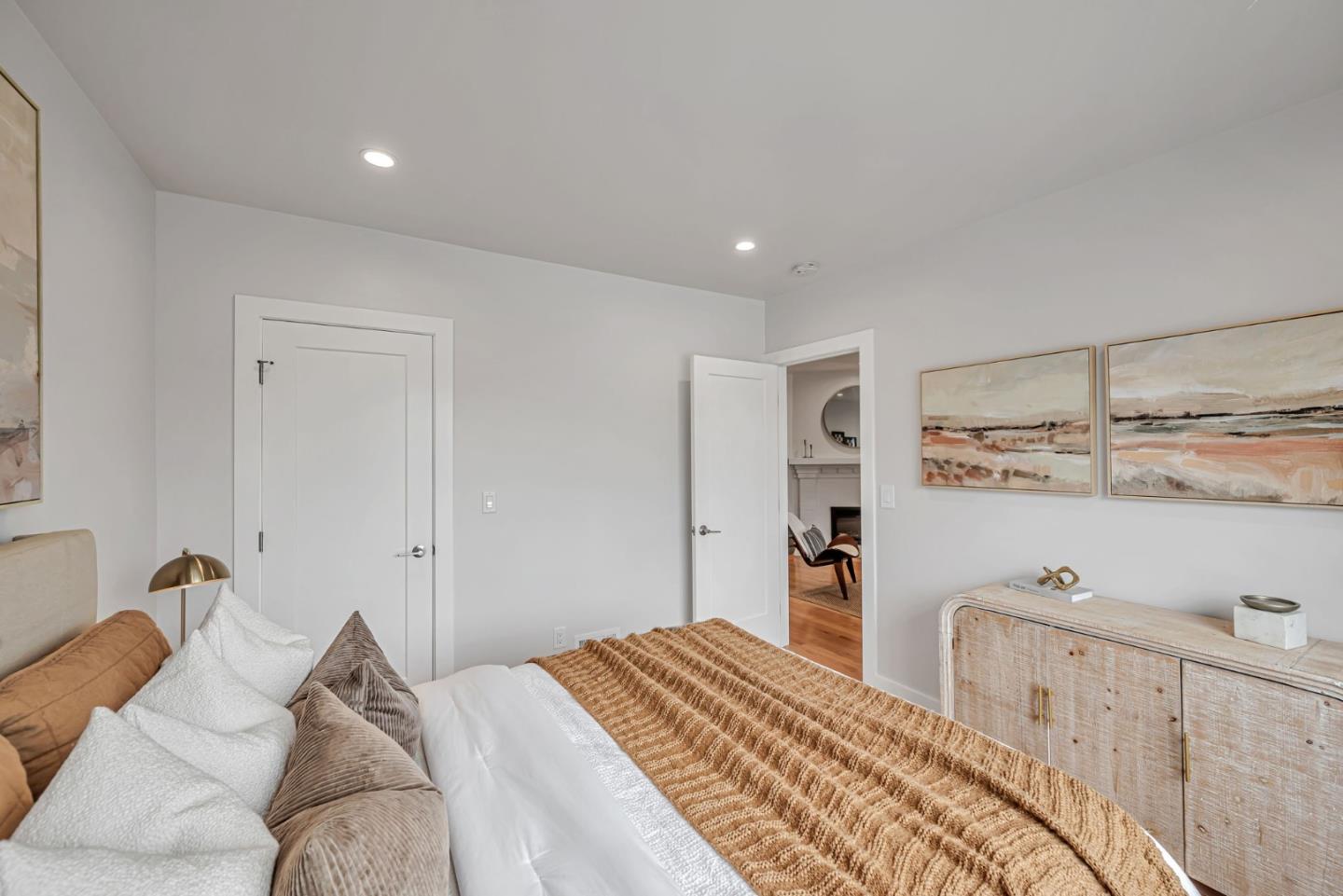 Detail Gallery Image 19 of 54 For 163 Lee Ave, San Francisco,  CA 94112 - 5 Beds | 3 Baths