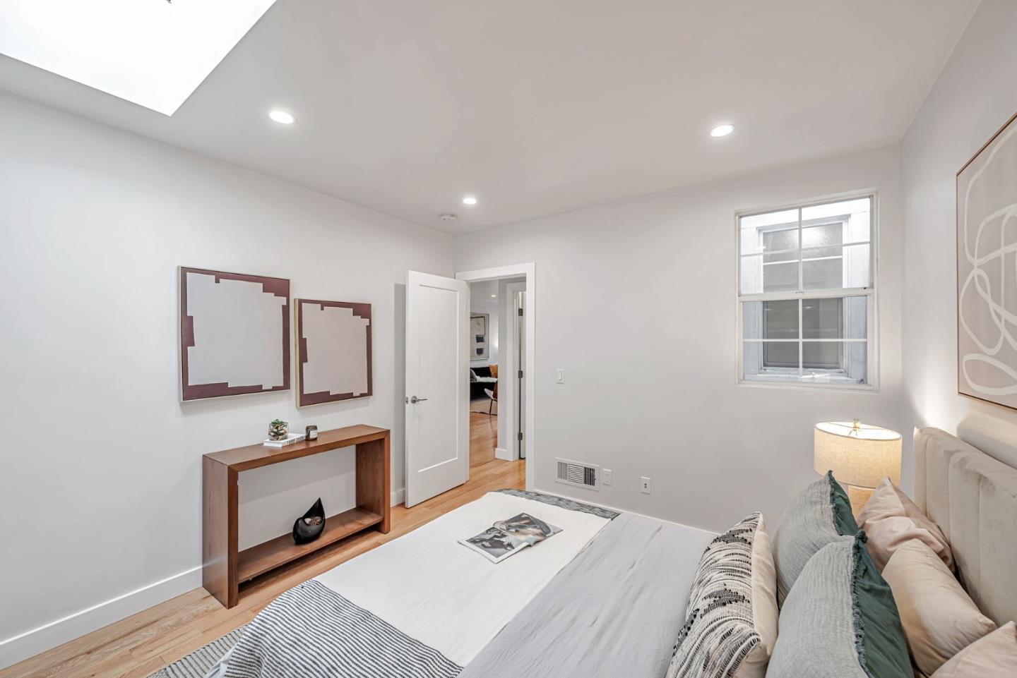 Detail Gallery Image 21 of 54 For 163 Lee Ave, San Francisco,  CA 94112 - 5 Beds | 3 Baths