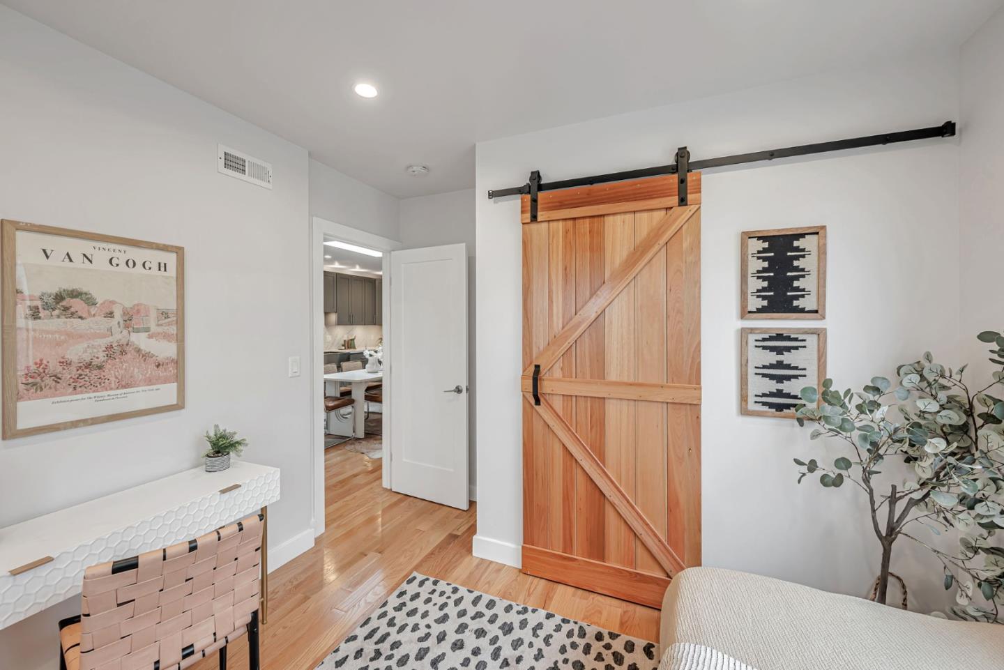 Detail Gallery Image 23 of 54 For 163 Lee Ave, San Francisco,  CA 94112 - 5 Beds | 3 Baths