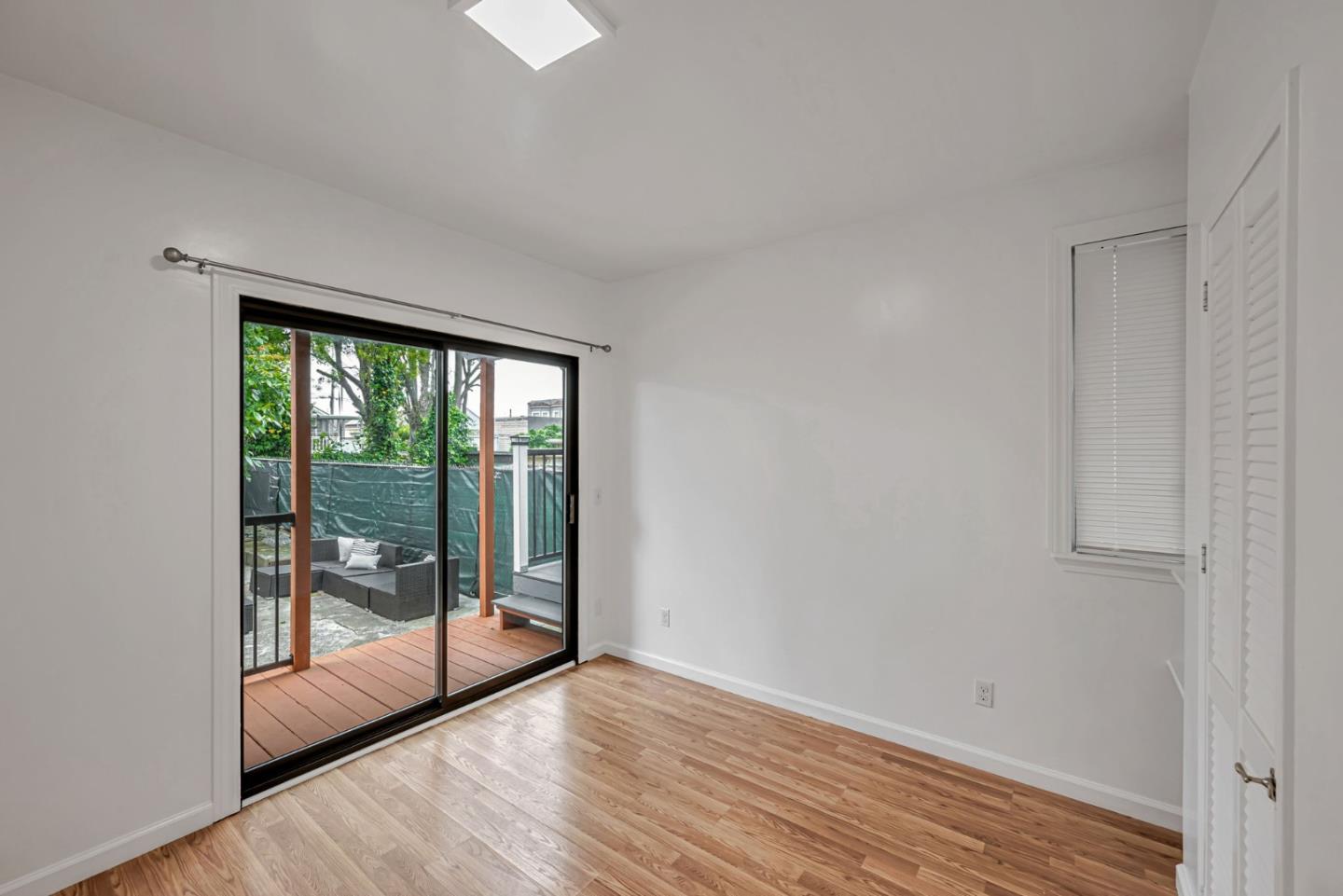 Detail Gallery Image 26 of 54 For 163 Lee Ave, San Francisco,  CA 94112 - 5 Beds | 3 Baths