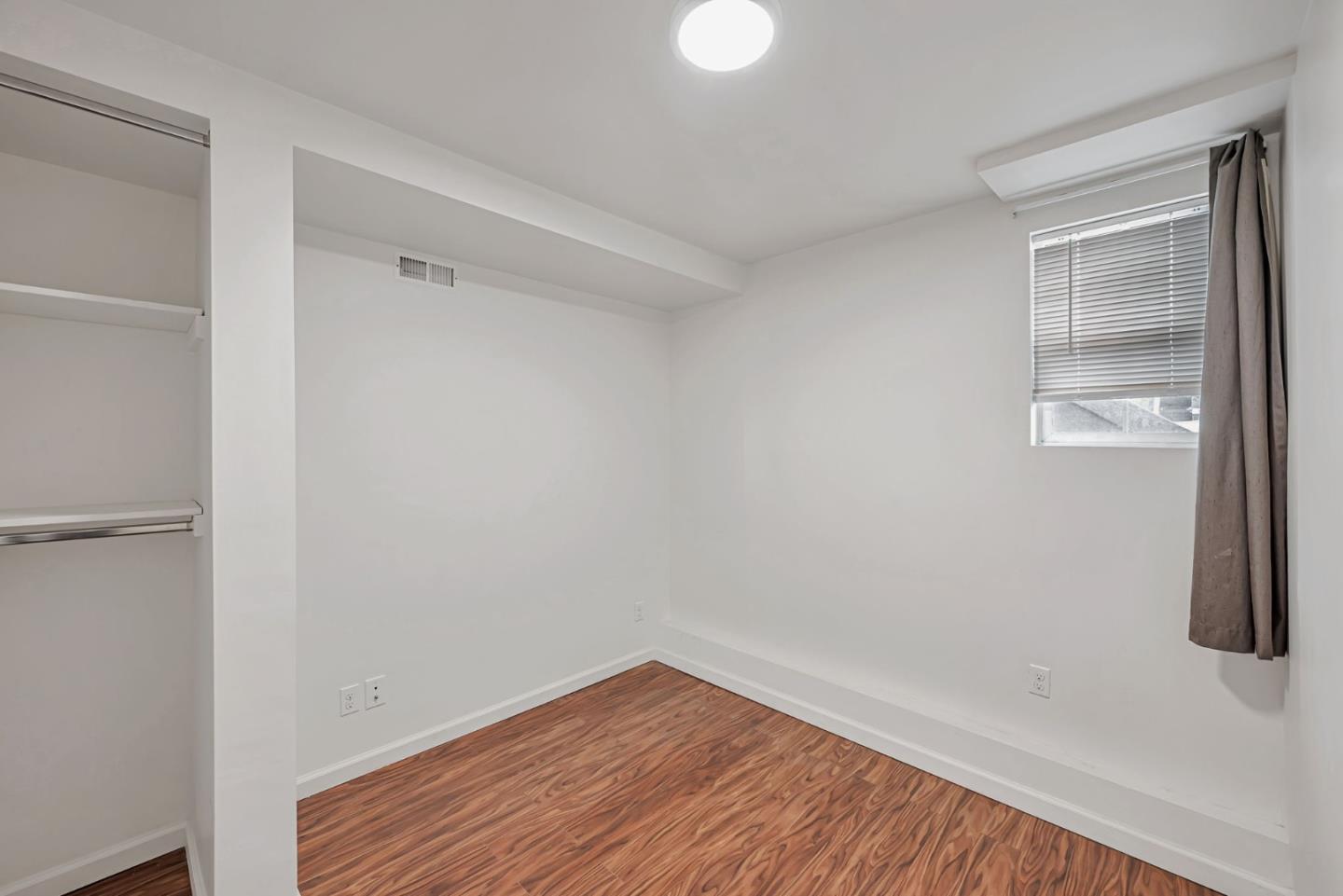Detail Gallery Image 30 of 54 For 163 Lee Ave, San Francisco,  CA 94112 - 5 Beds | 3 Baths