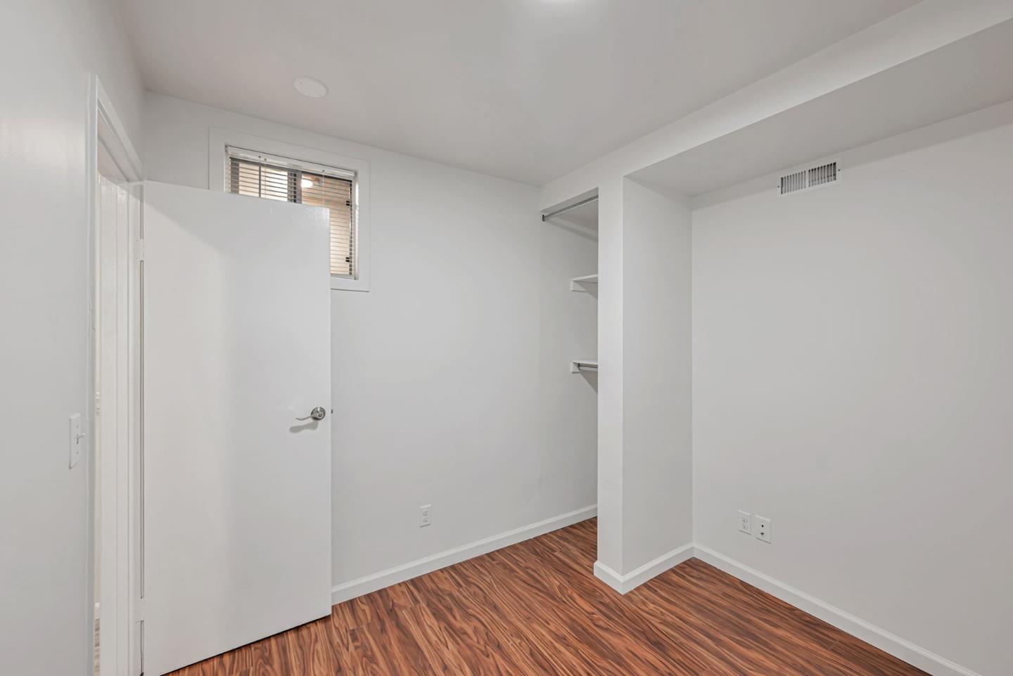 Detail Gallery Image 31 of 54 For 163 Lee Ave, San Francisco,  CA 94112 - 5 Beds | 3 Baths