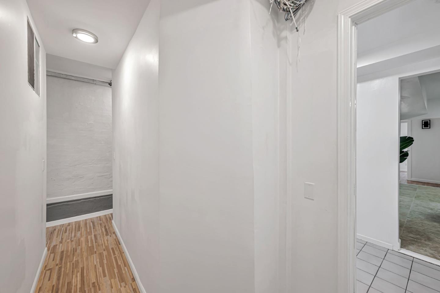 Detail Gallery Image 34 of 54 For 163 Lee Ave, San Francisco,  CA 94112 - 5 Beds | 3 Baths