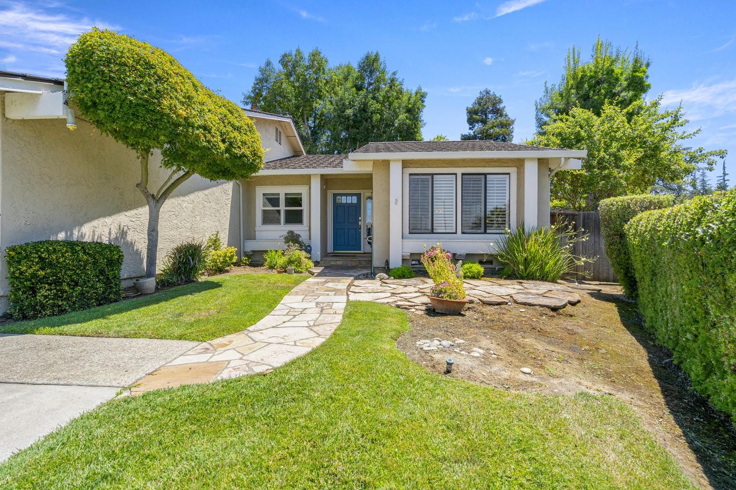Detail Gallery Image 3 of 56 For 5387 King Estates Ct, San Jose,  CA 95135 - 4 Beds | 2 Baths