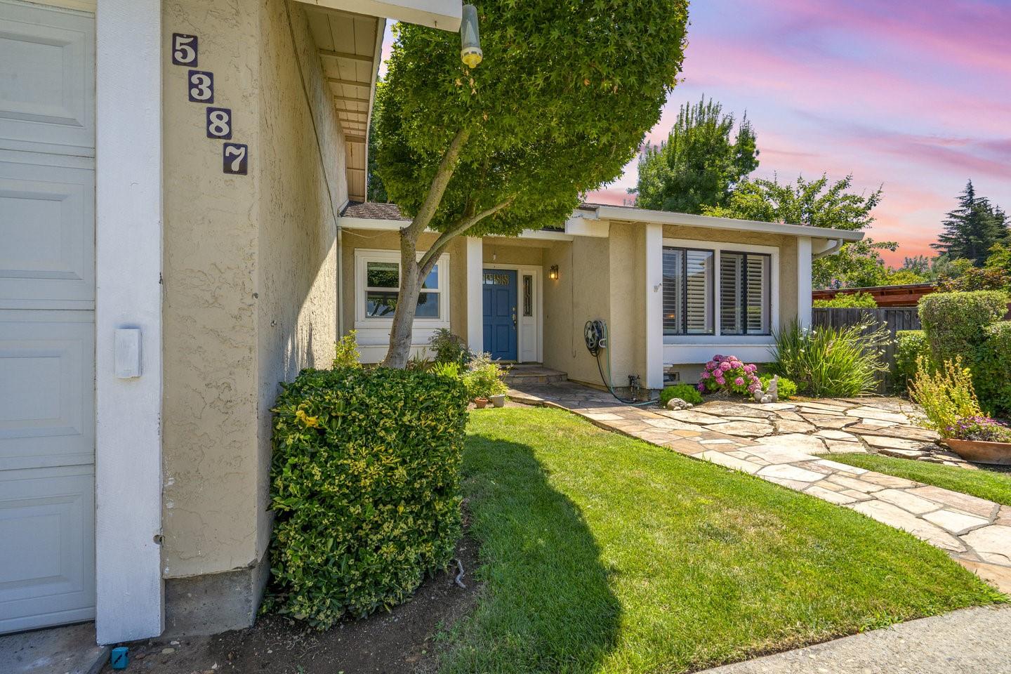 Detail Gallery Image 5 of 56 For 5387 King Estates Ct, San Jose,  CA 95135 - 4 Beds | 2 Baths