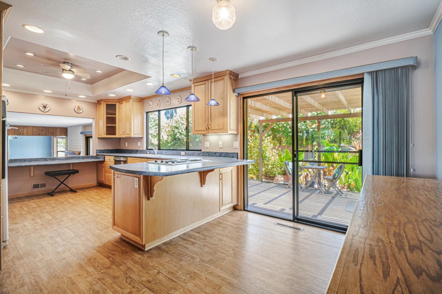 Detail Gallery Image 14 of 37 For 40204 Hacienda Ct, Fremont,  CA 94539 - 3 Beds | 3 Baths