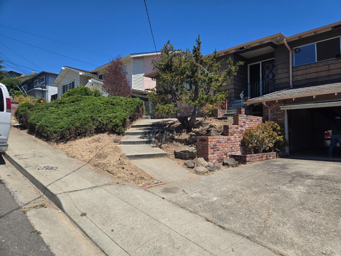Detail Gallery Image 22 of 42 For 2847 Ralston Way, Hayward,  CA 94541 - 3 Beds | 2 Baths