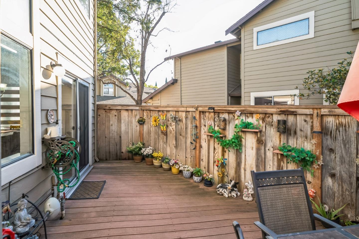 Detail Gallery Image 14 of 30 For 25 Deer Run Cir, San Jose,  CA 95136 - 3 Beds | 2/1 Baths