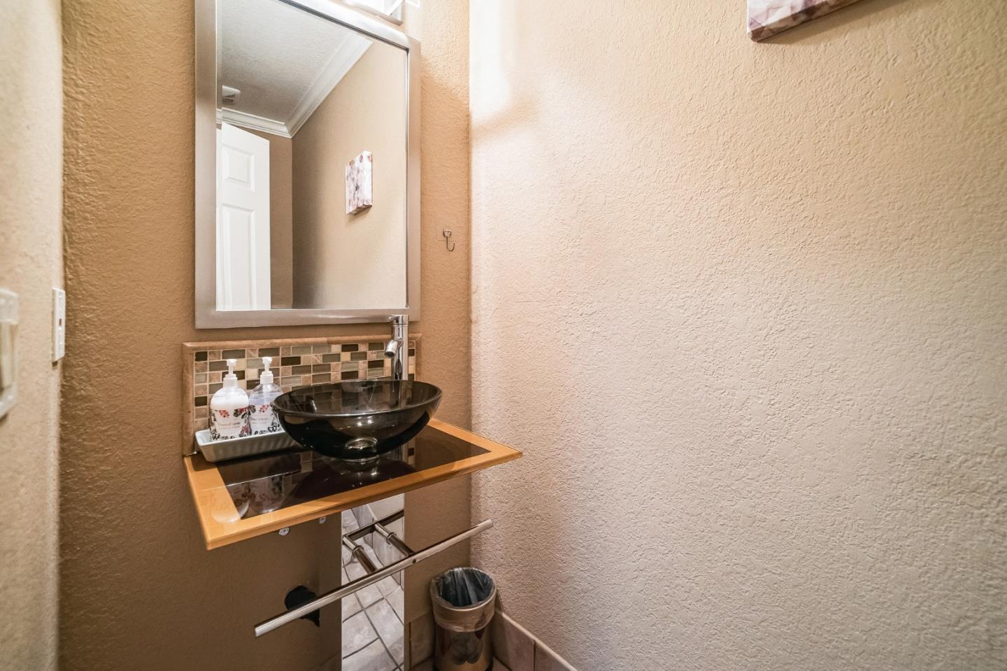Detail Gallery Image 22 of 30 For 25 Deer Run Cir, San Jose,  CA 95136 - 3 Beds | 2/1 Baths