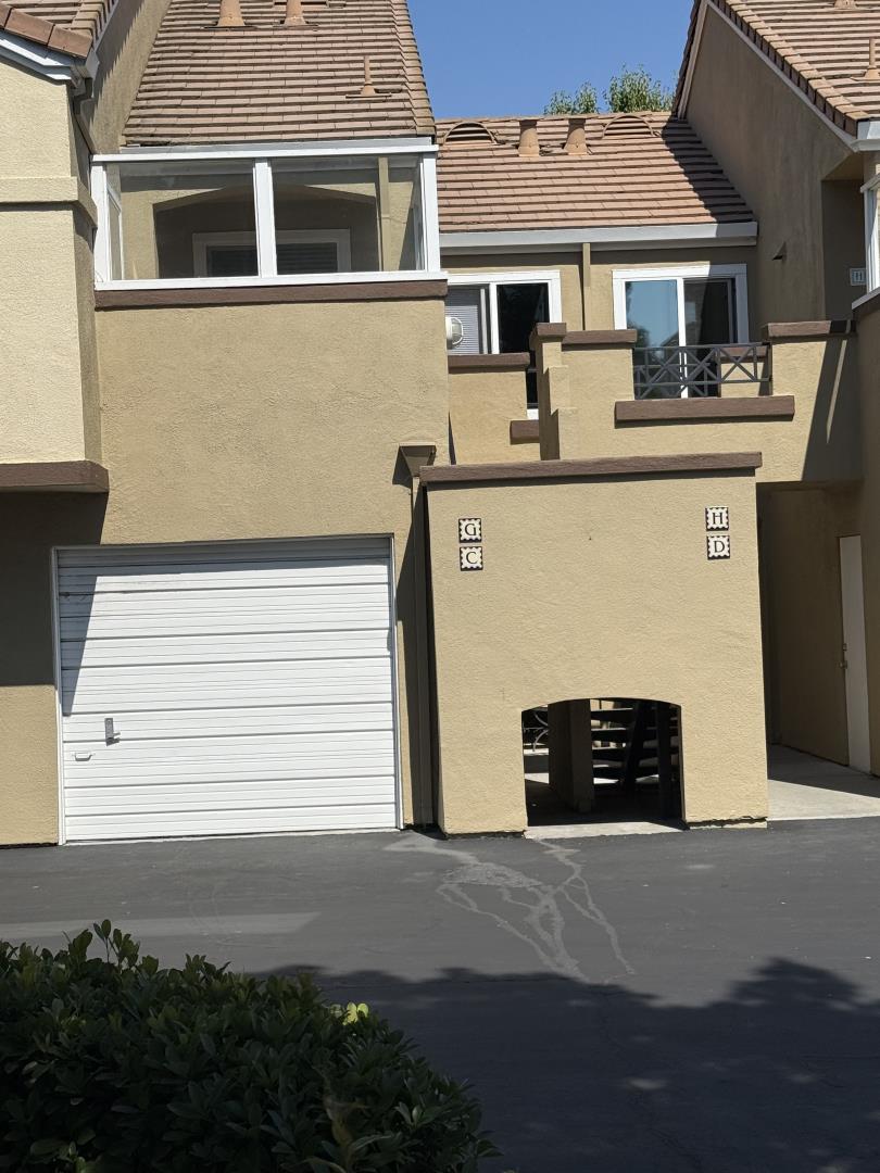 Detail Gallery Image 1 of 10 For 7003 Rodling Dr #G,  San Jose,  CA 95138 - 2 Beds | 2 Baths