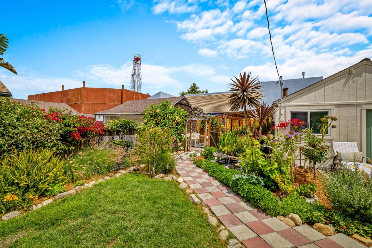 Detail Gallery Image 19 of 30 For 255 Katherine Ave, Salinas,  CA 93901 - 2 Beds | 1 Baths