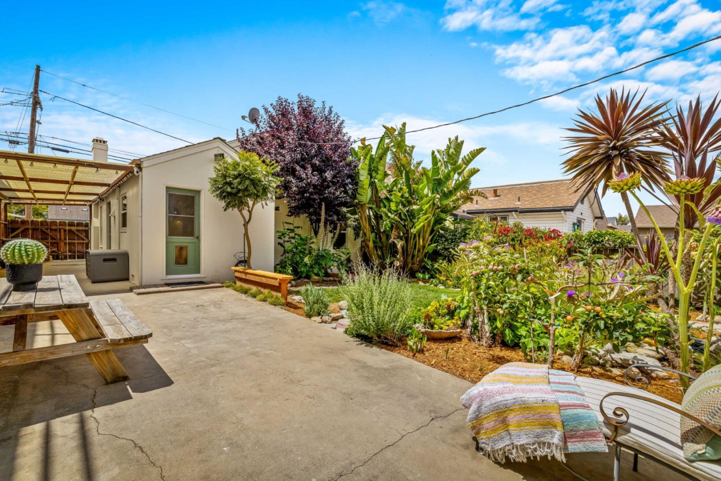 Detail Gallery Image 28 of 30 For 255 Katherine Ave, Salinas,  CA 93901 - 2 Beds | 1 Baths