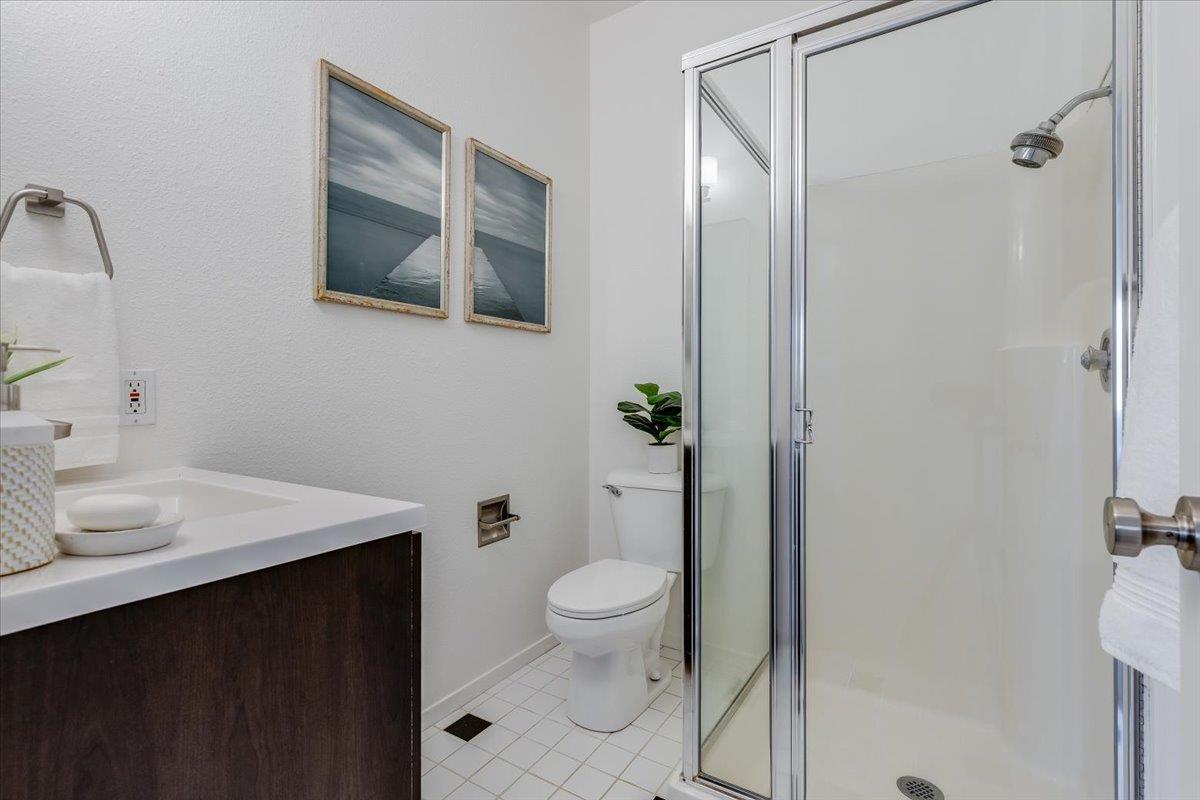 Detail Gallery Image 22 of 28 For 773 Loma Verde Ave a,  Palo Alto,  CA 94303 - 3 Beds | 2/1 Baths