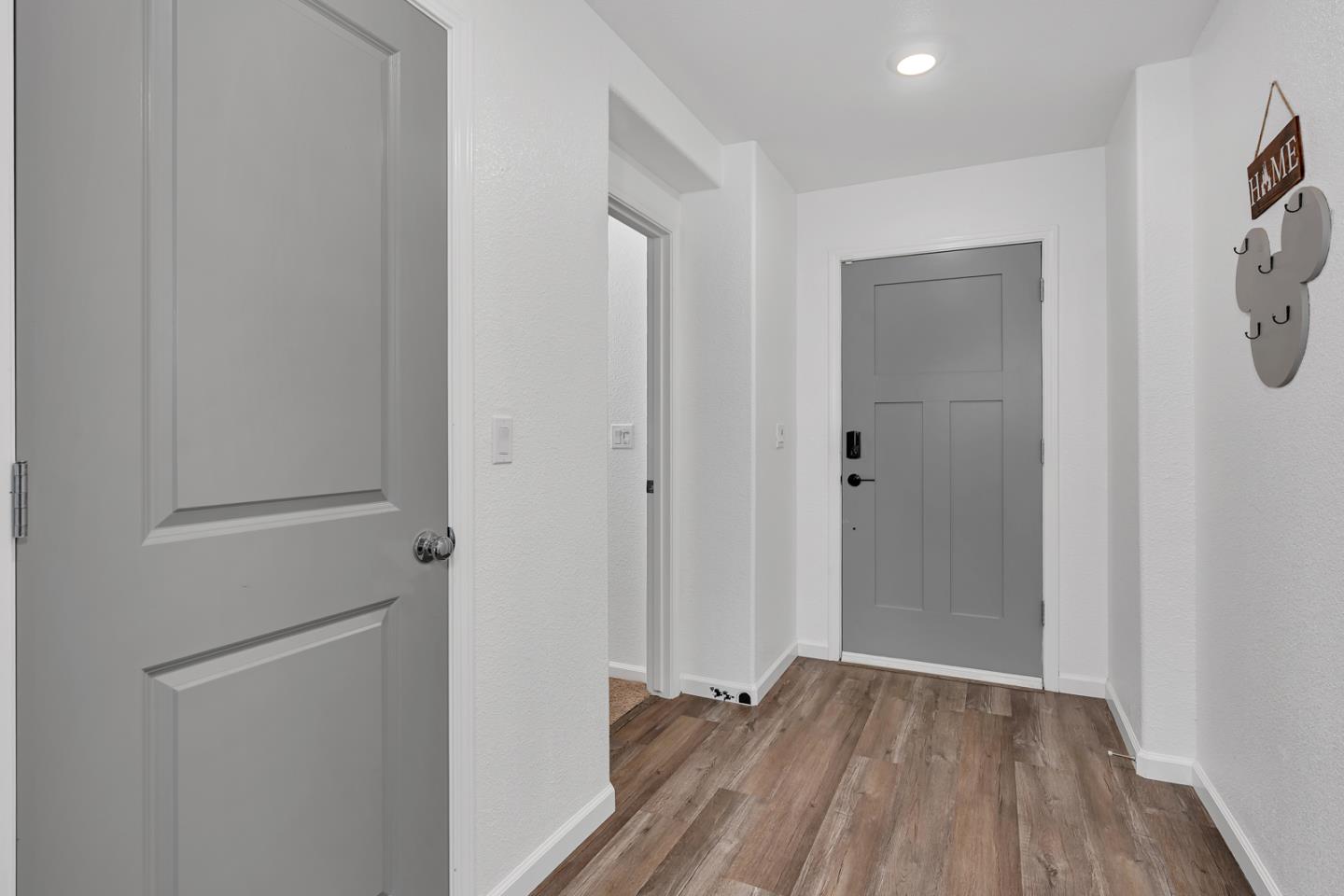 Detail Gallery Image 13 of 45 For 1807 Patricia Ct, Los Banos,  CA 93635 - 4 Beds | 3 Baths