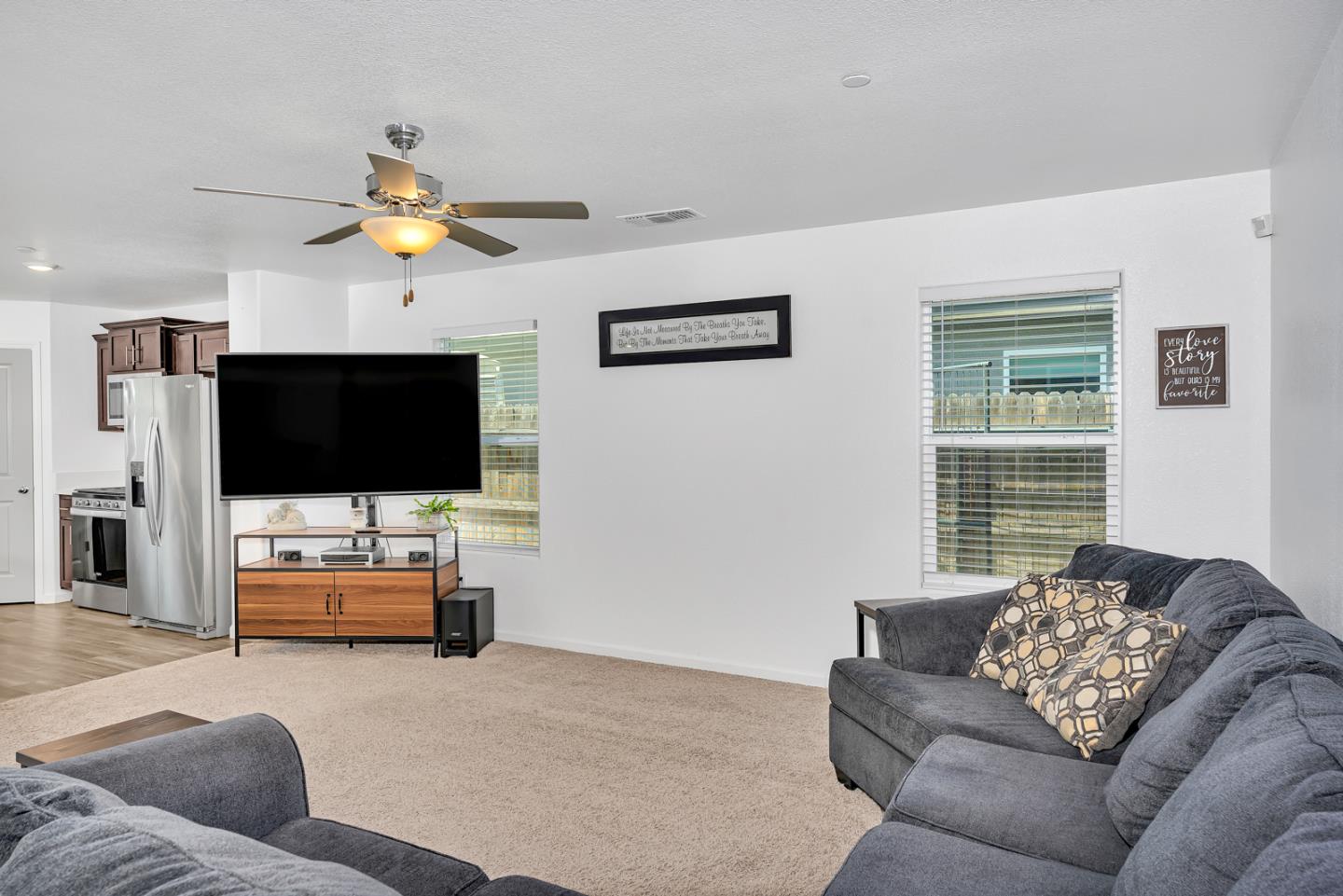 Detail Gallery Image 26 of 45 For 1807 Patricia Ct, Los Banos,  CA 93635 - 4 Beds | 3 Baths
