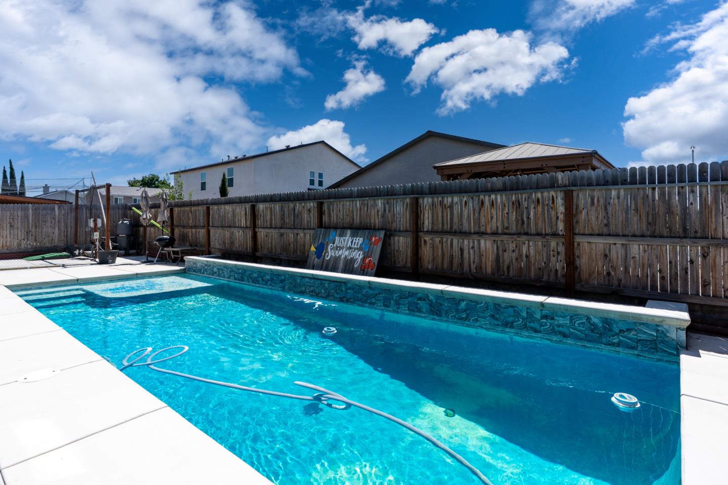 Detail Gallery Image 45 of 45 For 1807 Patricia Ct, Los Banos,  CA 93635 - 4 Beds | 3 Baths