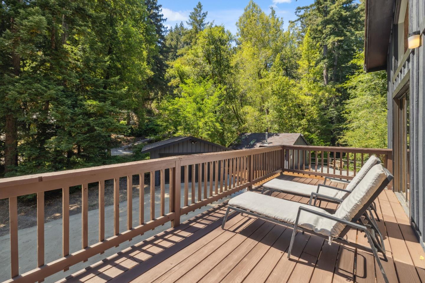 Detail Gallery Image 20 of 86 For 9925 Love Creek Rd, Ben Lomond,  CA 95005 - 5 Beds | 3 Baths