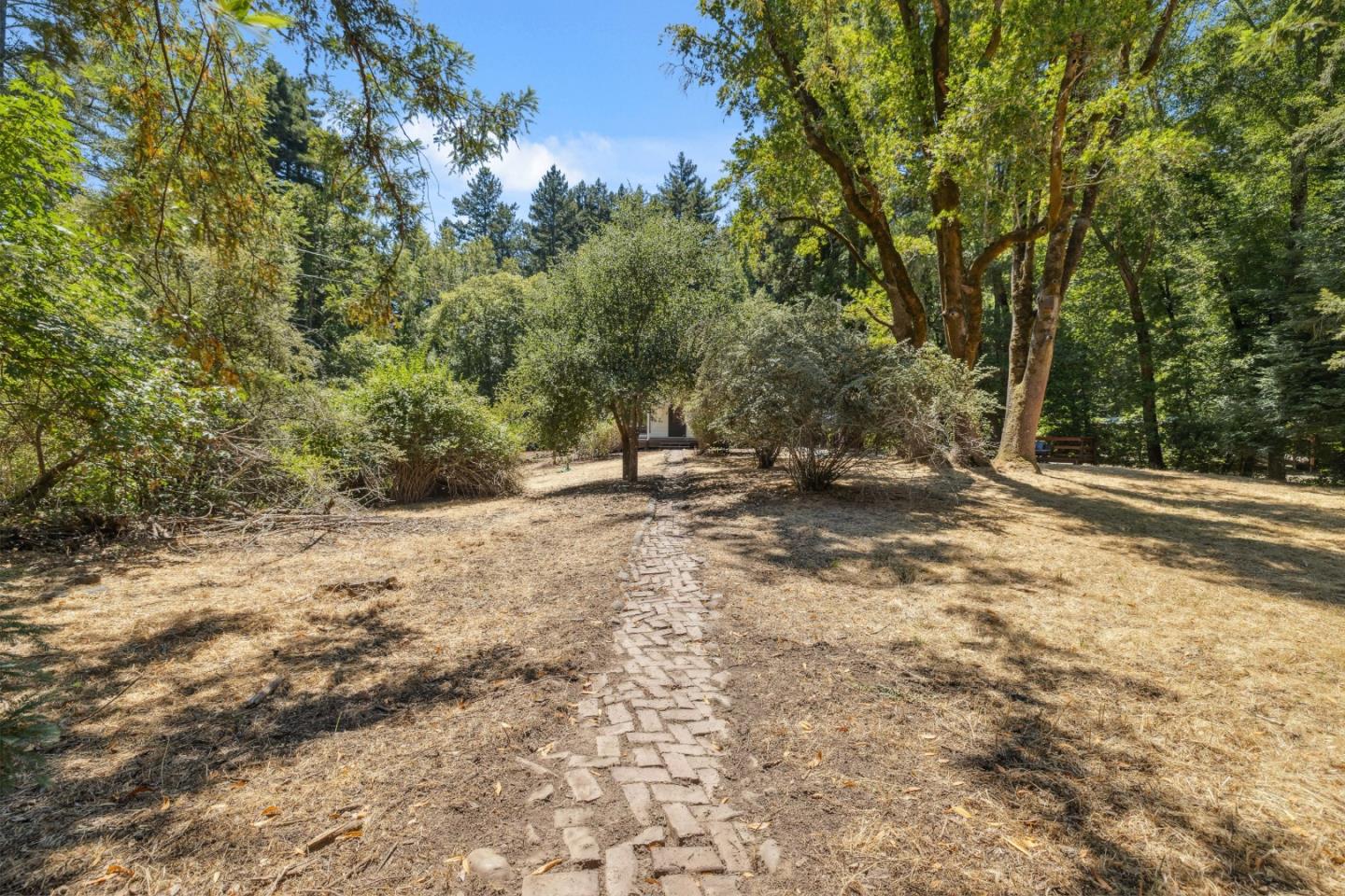 Detail Gallery Image 46 of 86 For 9925 Love Creek Rd, Ben Lomond,  CA 95005 - 5 Beds | 3 Baths