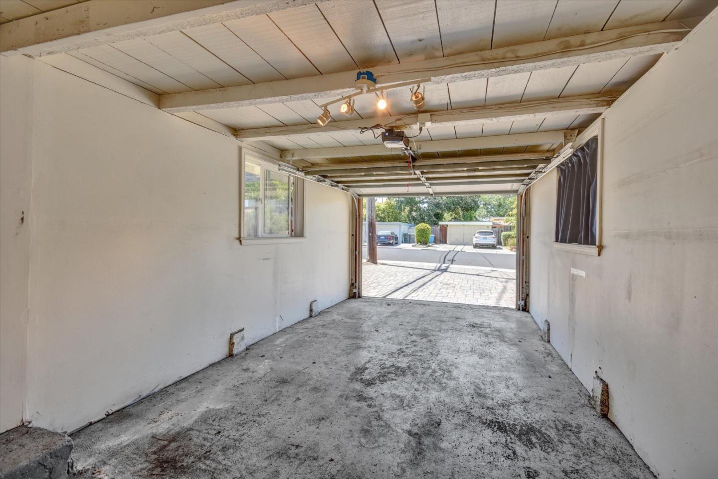 Detail Gallery Image 11 of 13 For 18725 Tilson Ave, Cupertino,  CA 95014 - 4 Beds | 2 Baths