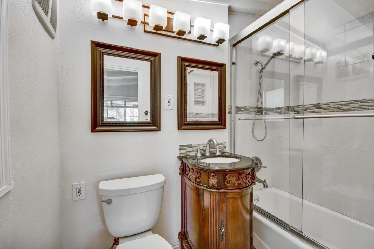 Detail Gallery Image 7 of 13 For 18725 Tilson Ave, Cupertino,  CA 95014 - 4 Beds | 2 Baths