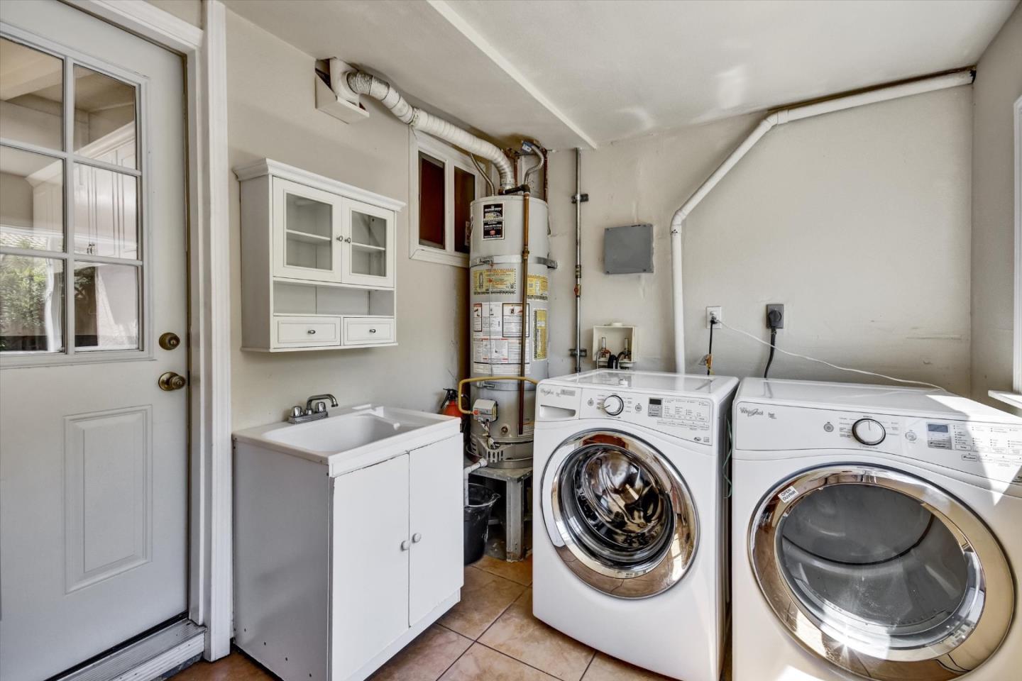 Detail Gallery Image 9 of 13 For 18725 Tilson Ave, Cupertino,  CA 95014 - 4 Beds | 2 Baths