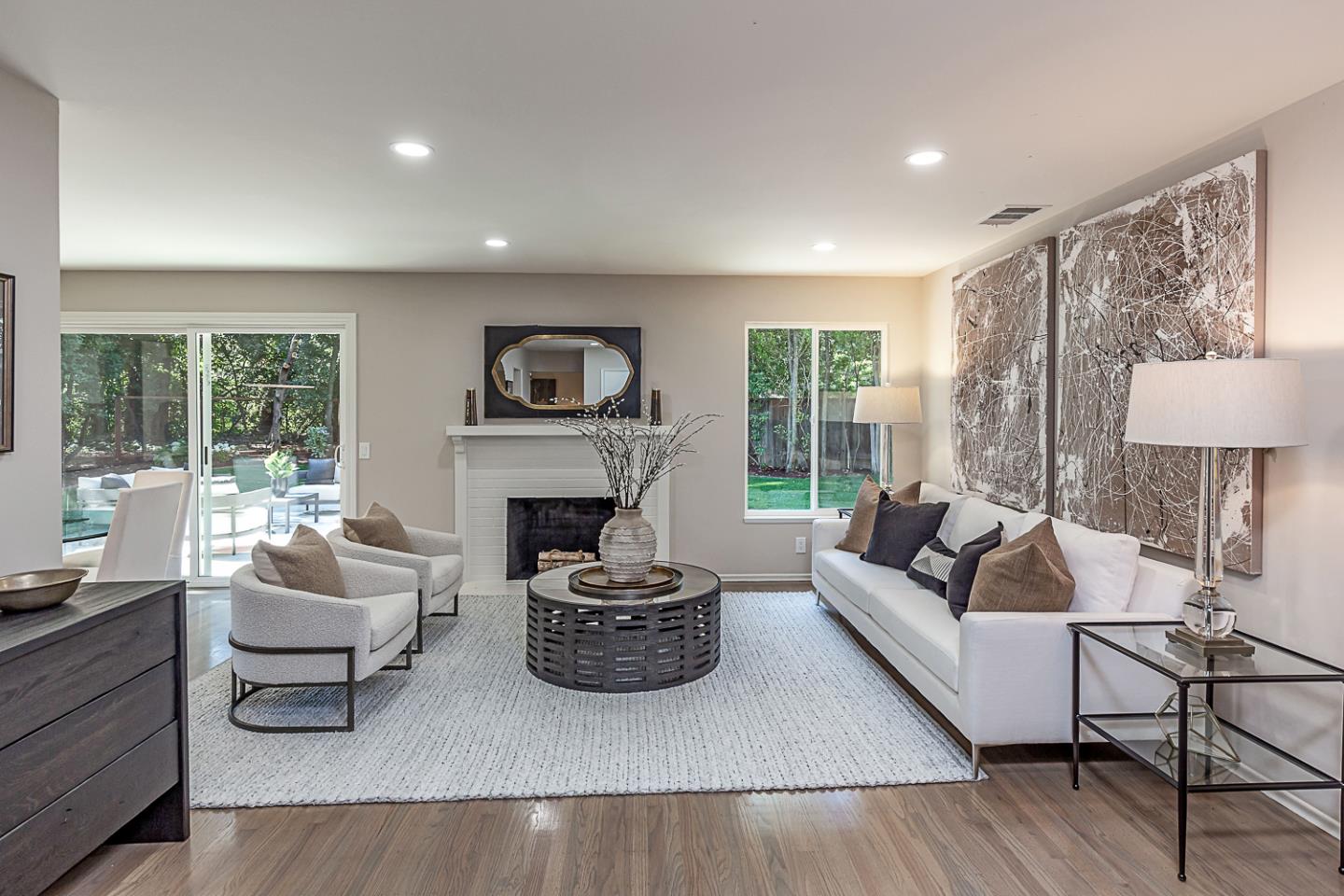 Detail Gallery Image 3 of 26 For 1621 Christina Dr, Los Altos,  CA 94024 - 3 Beds | 2 Baths