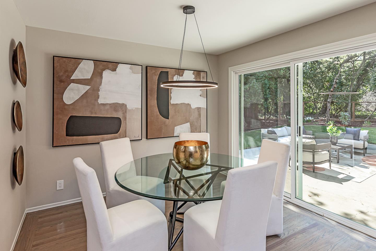 Detail Gallery Image 5 of 26 For 1621 Christina Dr, Los Altos,  CA 94024 - 3 Beds | 2 Baths
