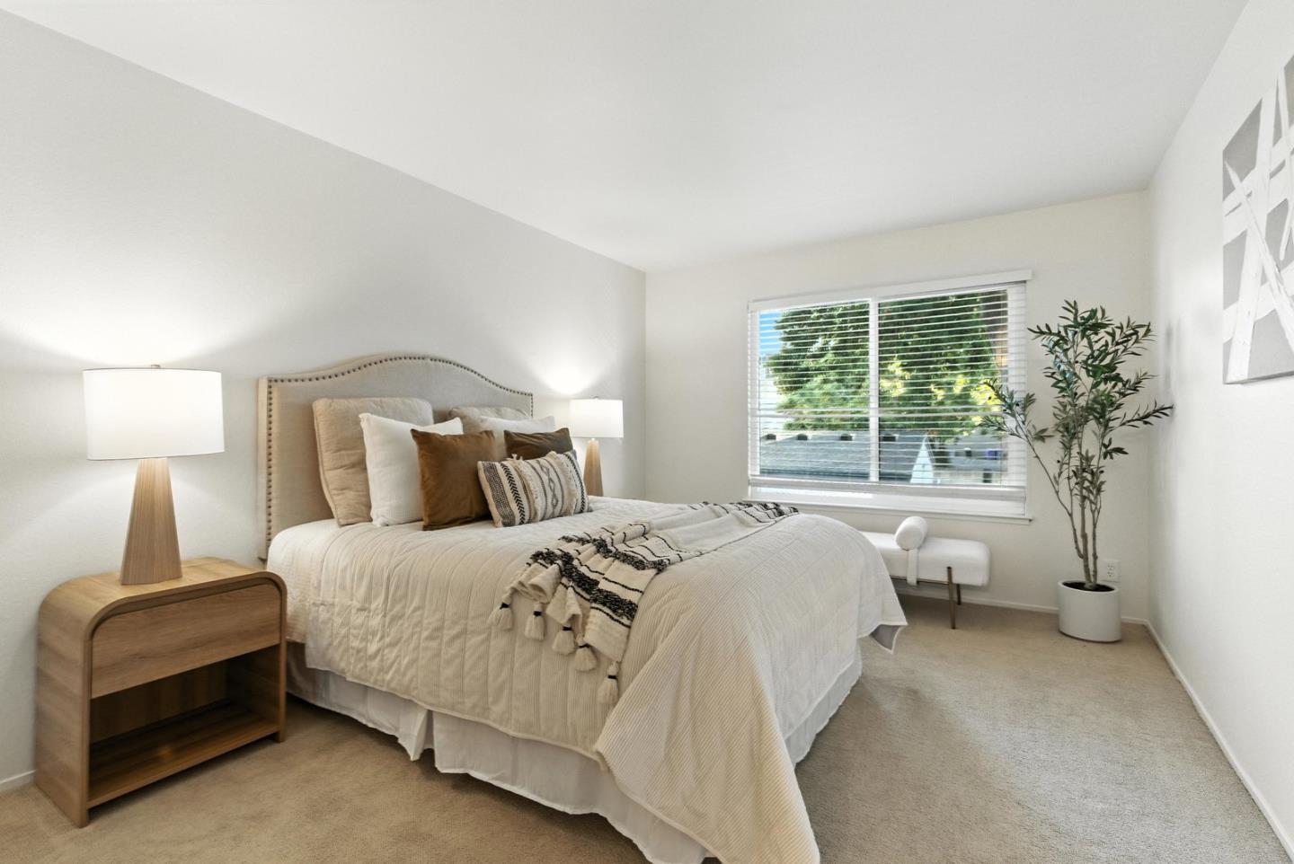 Detail Gallery Image 12 of 19 For 905 W Middlefield Rd #974,  Mountain View,  CA 94043 - 2 Beds | 2 Baths