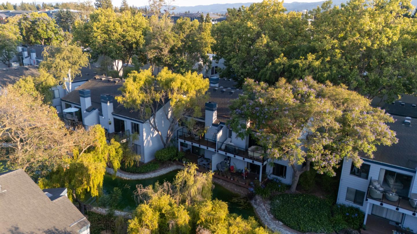 Detail Gallery Image 16 of 19 For 905 W Middlefield Rd #974,  Mountain View,  CA 94043 - 2 Beds | 2 Baths