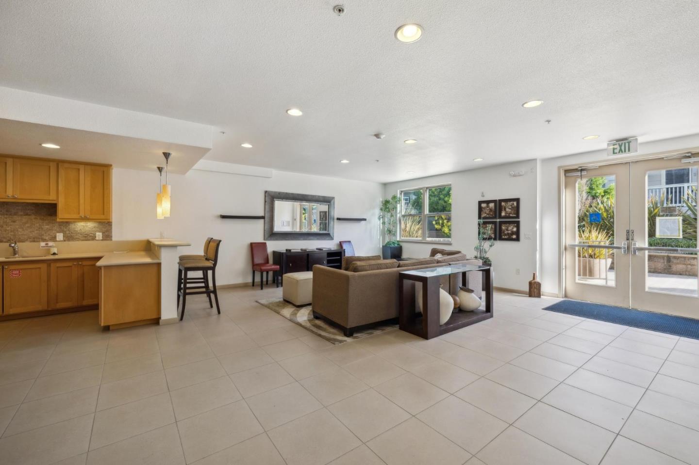 Detail Gallery Image 19 of 32 For 1488 El Camino Real #216,  South San Francisco,  CA 94080 - 1 Beds | 1 Baths