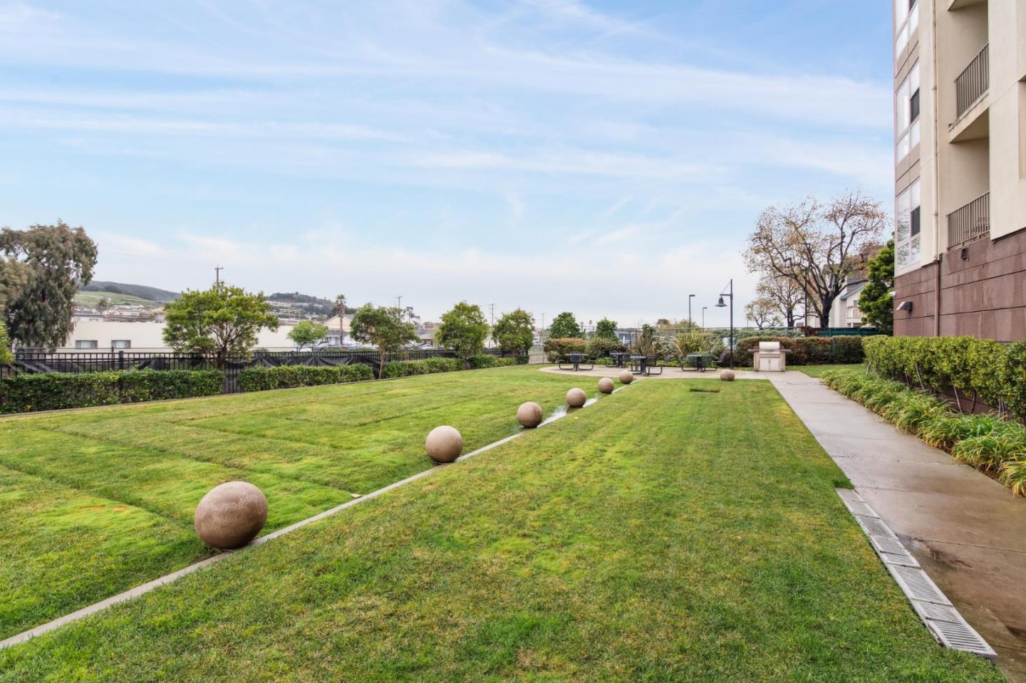 Detail Gallery Image 25 of 32 For 1488 El Camino Real #216,  South San Francisco,  CA 94080 - 1 Beds | 1 Baths
