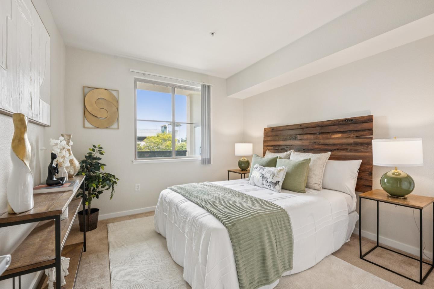 Detail Gallery Image 8 of 32 For 1488 El Camino Real #216,  South San Francisco,  CA 94080 - 1 Beds | 1 Baths