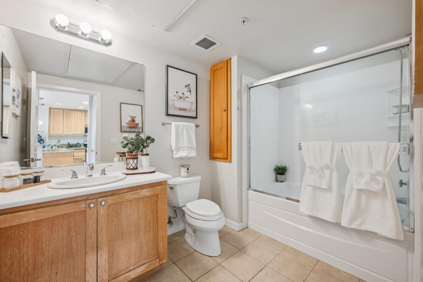 Detail Gallery Image 9 of 32 For 1488 El Camino Real #216,  South San Francisco,  CA 94080 - 1 Beds | 1 Baths
