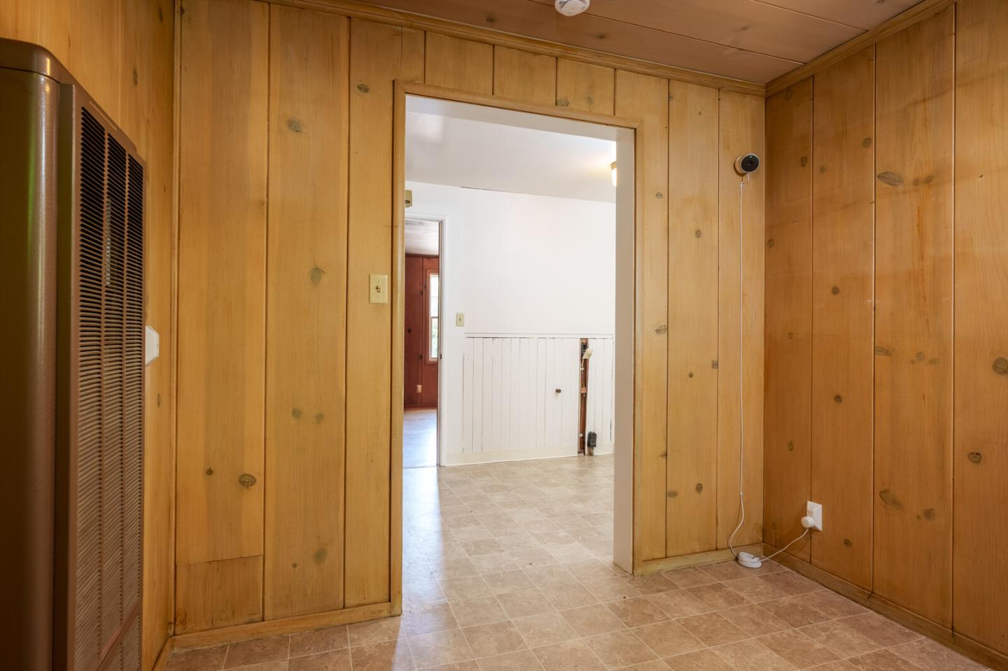 Detail Gallery Image 25 of 29 For 774 Chestnut St, San Carlos,  CA 94070 - 2 Beds | 2 Baths