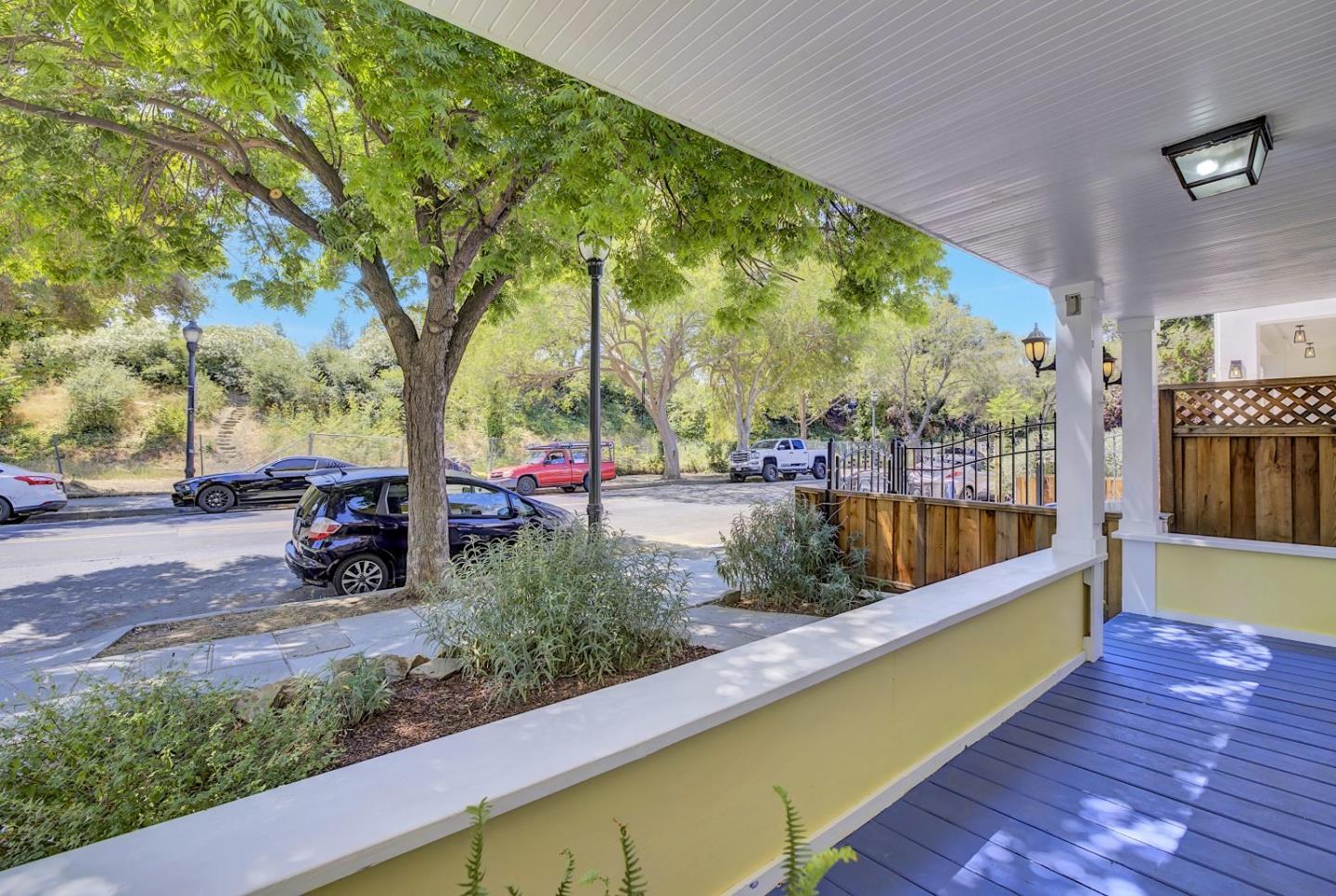 Detail Gallery Image 24 of 27 For 113 W Reed St, San Jose,  CA 95110 - 2 Beds | 1 Baths