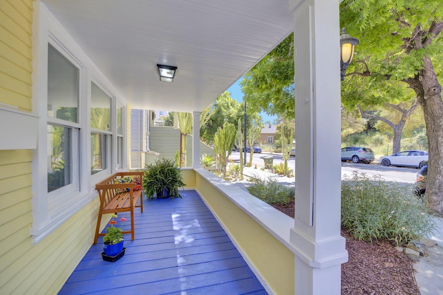 Detail Gallery Image 4 of 27 For 113 W Reed St, San Jose,  CA 95110 - 2 Beds | 1 Baths