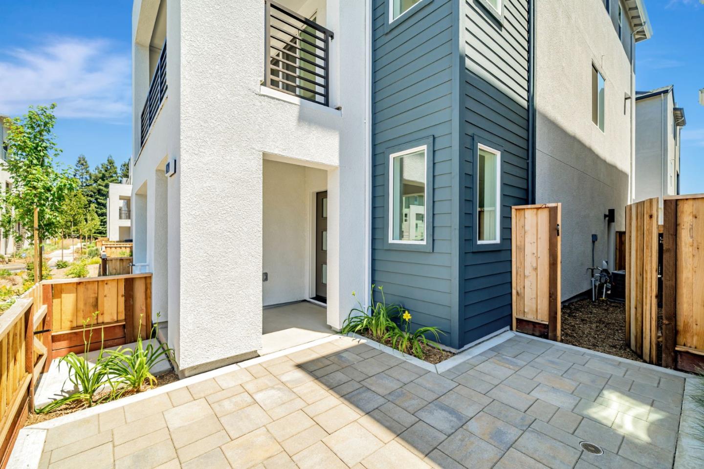 Detail Gallery Image 2 of 23 For 1021 Sinopia Ter, San Ramon,  CA 94583 - 4 Beds | 3/1 Baths