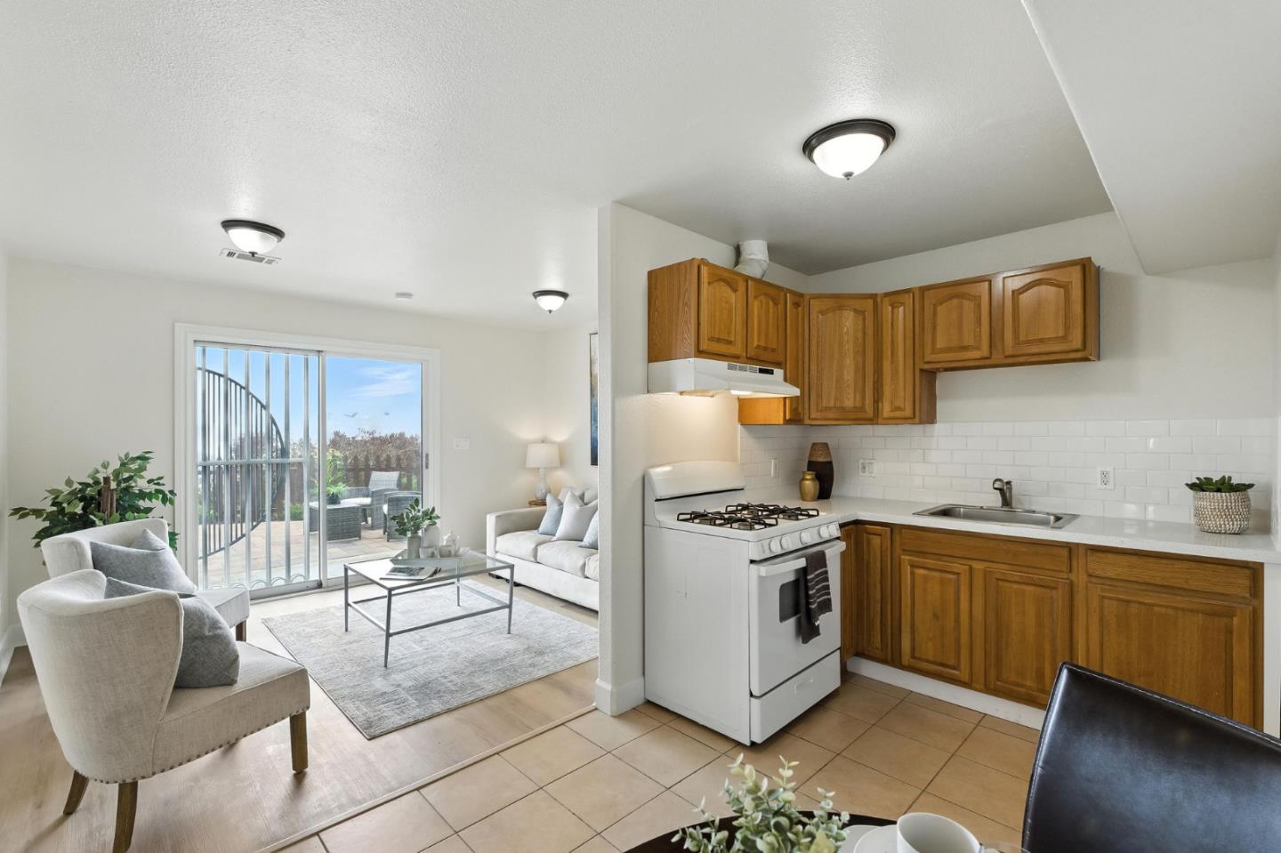 Detail Gallery Image 41 of 72 For 102 Dennis Dr, Daly City,  CA 94015 - 4 Beds | 3 Baths