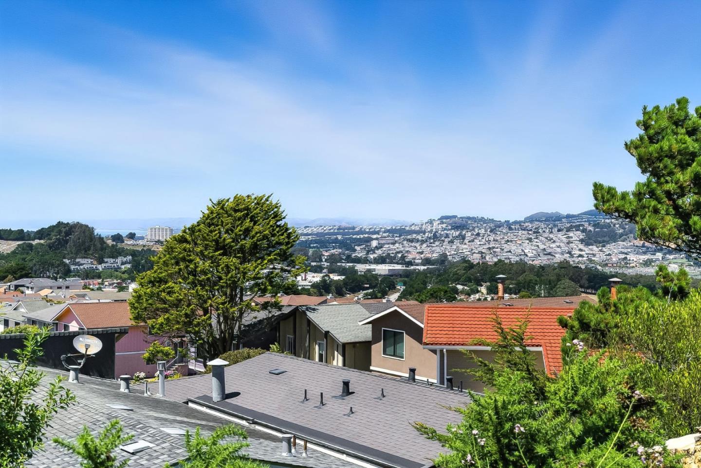 Detail Gallery Image 62 of 72 For 102 Dennis Dr, Daly City,  CA 94015 - 4 Beds | 3 Baths