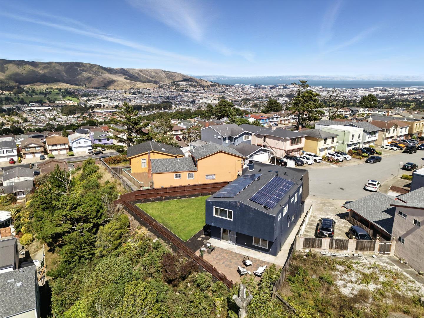 Detail Gallery Image 65 of 72 For 102 Dennis Dr, Daly City,  CA 94015 - 4 Beds | 3 Baths