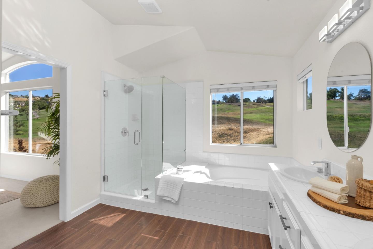Detail Gallery Image 22 of 59 For 5490 Manderston Dr, San Jose,  CA 95138 - 3 Beds | 2/1 Baths