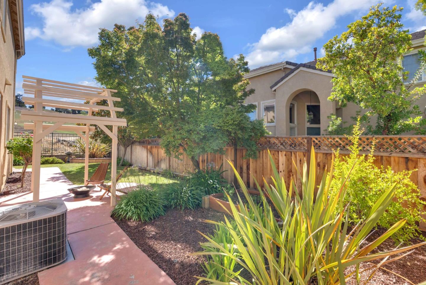 Detail Gallery Image 39 of 59 For 5490 Manderston Dr, San Jose,  CA 95138 - 3 Beds | 2/1 Baths