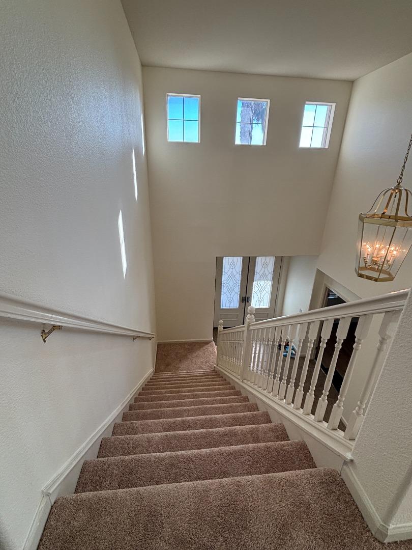 Detail Gallery Image 6 of 6 For 3465 Keystone Loop, Discovery Bay,  CA 94505 - 4 Beds | 4 Baths
